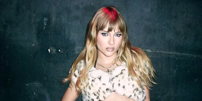 Victoria presenta “Whistle”