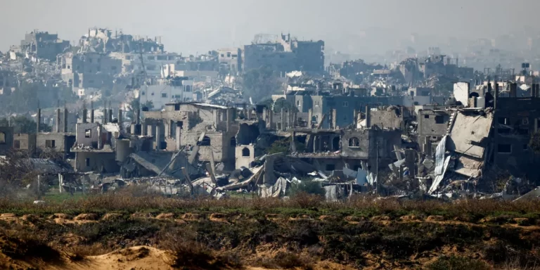 Comenzó el alto el fuego en Gaza: Hamas liberó a tres rehenes israelíes