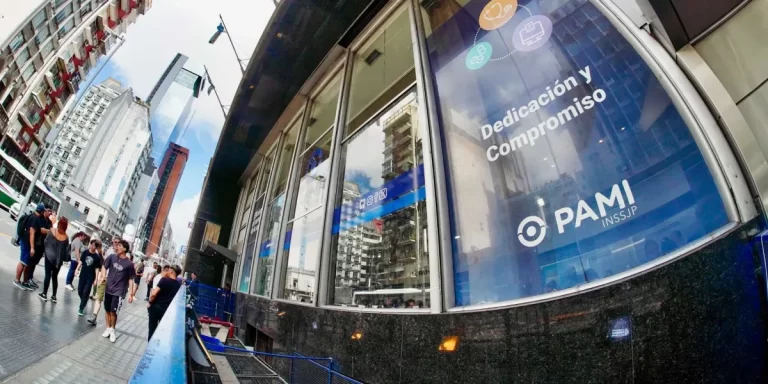 Empleados del PAMI no pudieron ingresar a sus puestos de trabajo