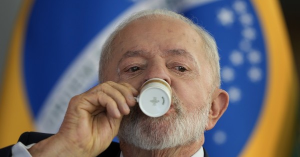 Lula devolverá el IVA a los turistas extranjeros y complica a Scioli