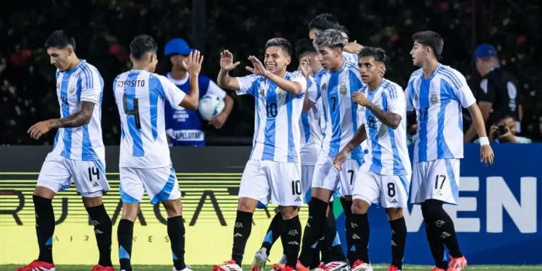 Debut en el Sudamericano: La Selección Argentina Sub 20 arroyó Brasil con una goleada para la historia