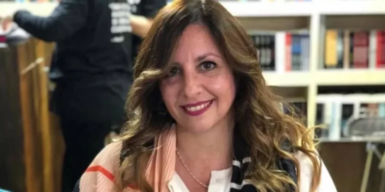 Una profesora de Moreno fue elegida entre las 50 mejores docentes del mundo