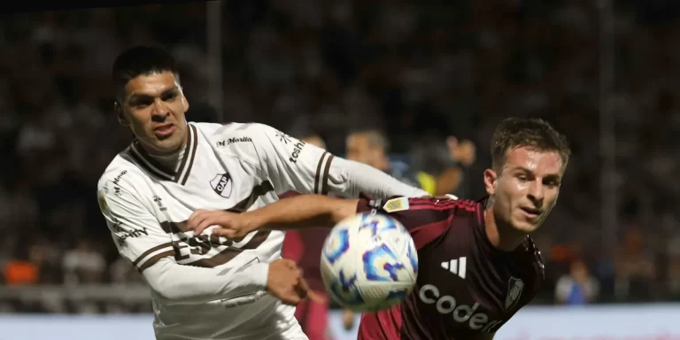 Volvió la Copa de la Liga: con un gol sobre el final, River empató ante Platense