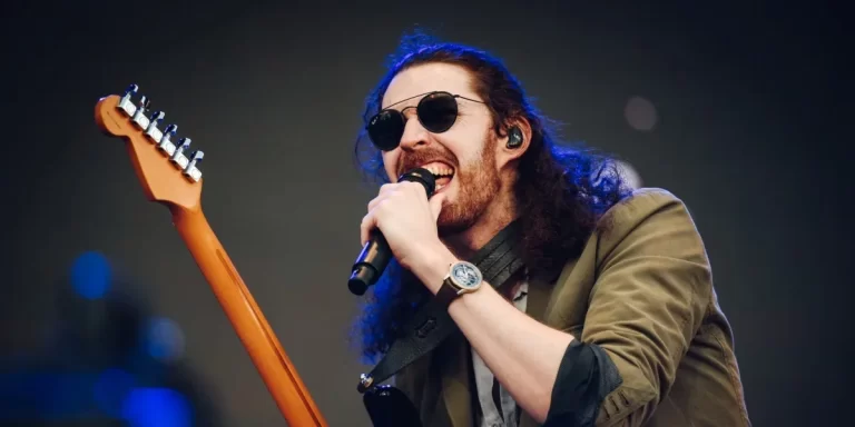 Hozier vuelve a Buenos Aires para su primer show en solitario