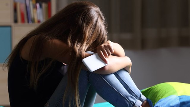 Adolescente denunció a compañero de secundaria por acoso digital