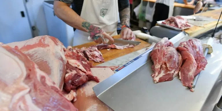 Vuelve a aumentar la carne en medio de la fuerte caída del consumo
