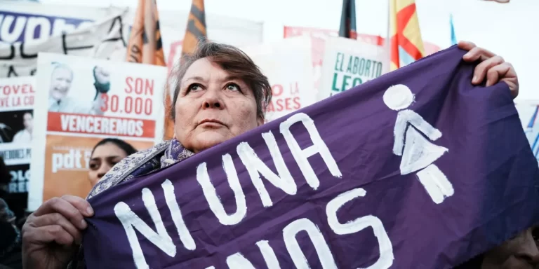 Un femicidio cada 26 horas: en enero 28 personas murieron por violencia de género