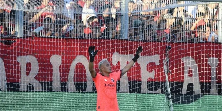 Keylor Navas reveló sus sensaciones tras debutar en Newell’s: “Esto no ha hecho más que empezar”