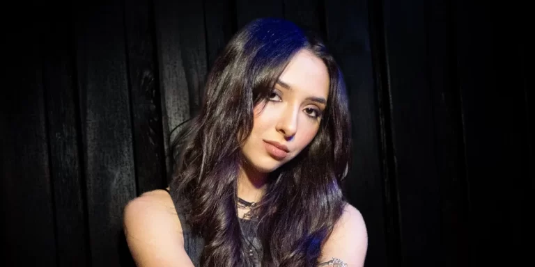 Ariana Castillo debuta en la música urbana con su EP “Deseo”