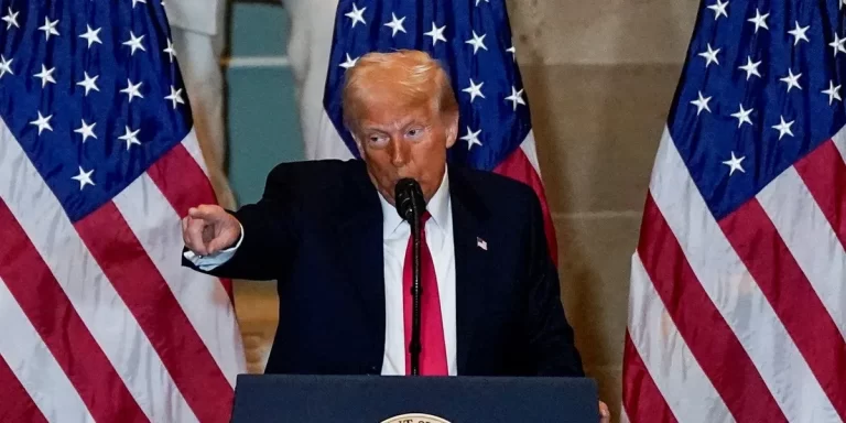 Trump firmó un decreto que prohíbe a las mujeres transgénero competir en deportes femeninos