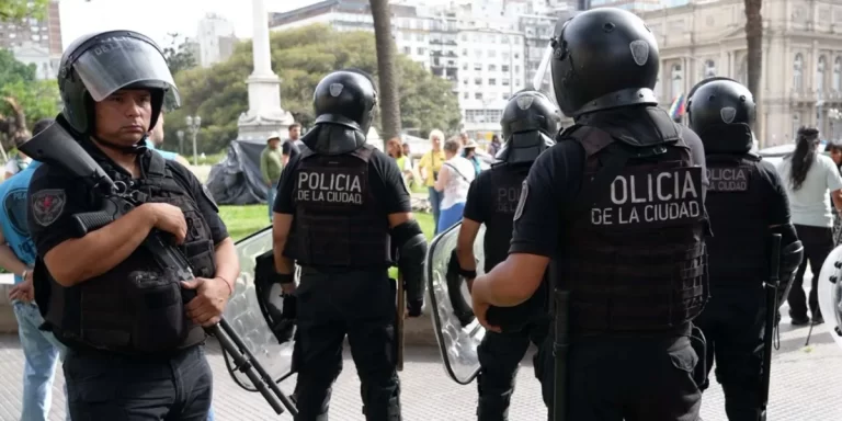 El Gobierno destacó que la cantidad de huelgas de los últimos meses fue “la más baja” en 19 años