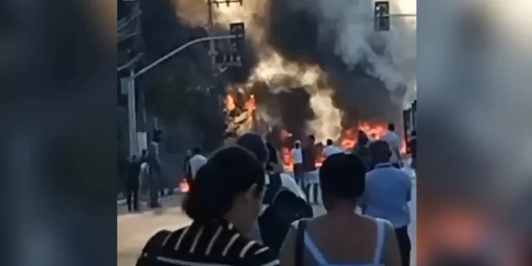 Un avión se estrelló en una avenida de San Pablo