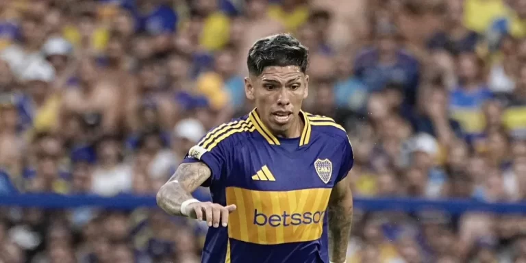 Carlos Palacios fue internado y es baja en Boca para el partido contra Independiente Rivadavia