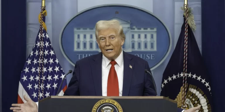 Trump afirma que los palestinos no tendrán derecho a regresar tras su reubicación