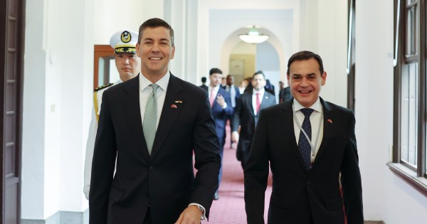 Lezcano repunta en Centroamérica y el Caribe y el Gobierno dice que obtendrá los votos para la OEA