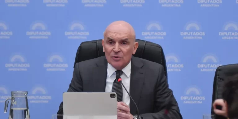 Espert sobre un posible cruce con Cristina Kirchner en las elecciones: “Me encantaría enfrentarla”