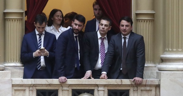 Furia de Karina con Sotelo y Romo porque quieren puentear a Pareja en el conurbano