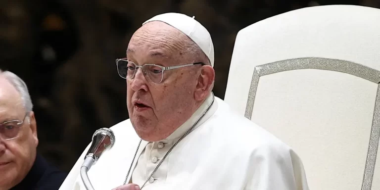 La salud del Papa Francisco: pasó una noche “tranquila” y se encuentra de “buen humor”