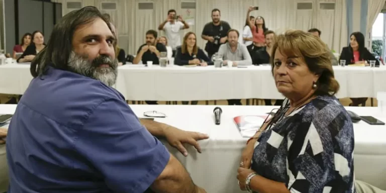 El Ministerio de Capital Humano convocó a los gremios docentes tras el anuncio del paro