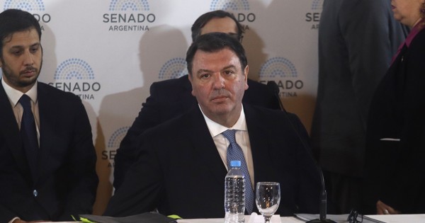 El gobierno ahora amenaza a nombrar a Lijo por decreto y se abre un debate jurídico