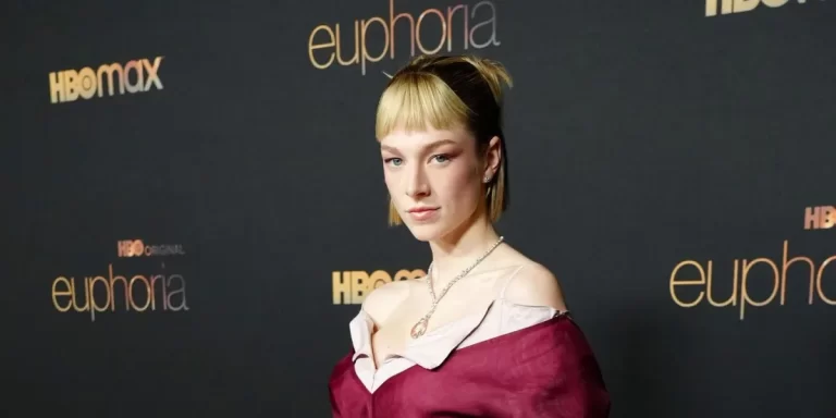 Hunter Schafer contó que cambiaron su género en el pasaporte