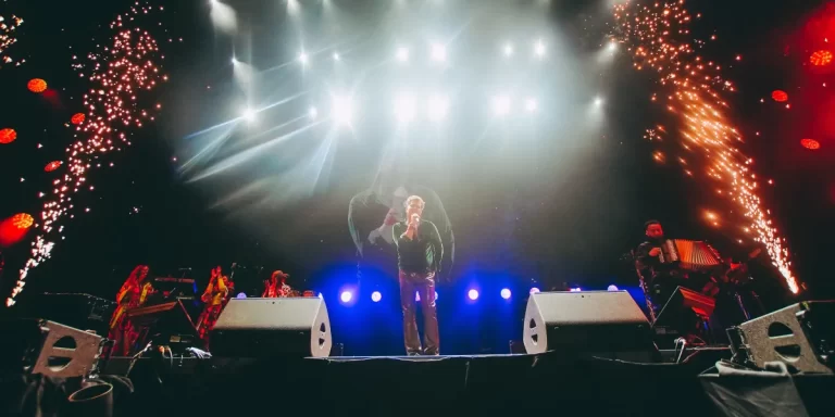 Carlos Vives regresa a la Argentina con “El rock de mi pueblo vive”