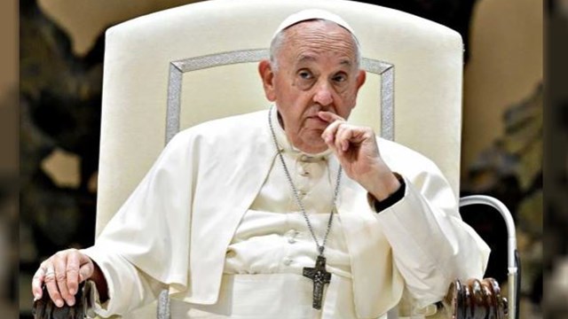 El Papa pasó “una noche tranquila” y su estado “sigue siendo crítico, pero estable”