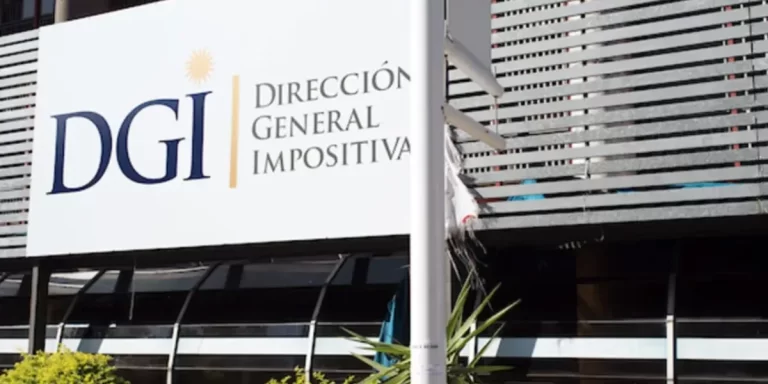 El Gobierno anunció la eliminación de 695 cargos en la DGI