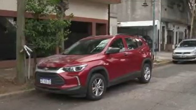 Asesinaron a una mujer para robarle su camioneta en Vicente López