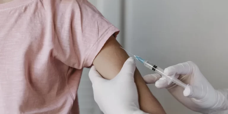 Sarampión: recomiendan aplicar una dosis extra en la provincia de Buenos Aires
