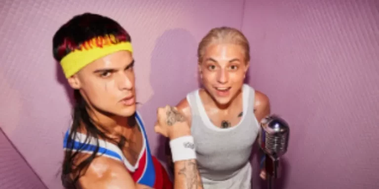 Paco Amoroso y Ca7triel lanzan “Tetas” el primer corte de su esperado EP