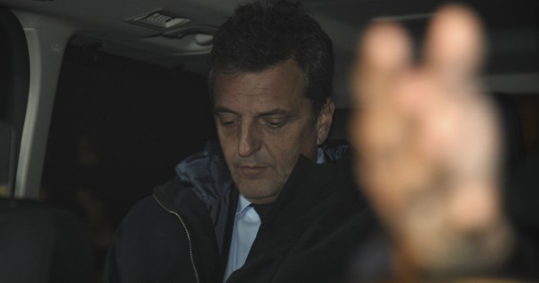 Massa rompió el silencio para cruzar la amenaza de Milei de intervenir la provincia: “Basta de show”