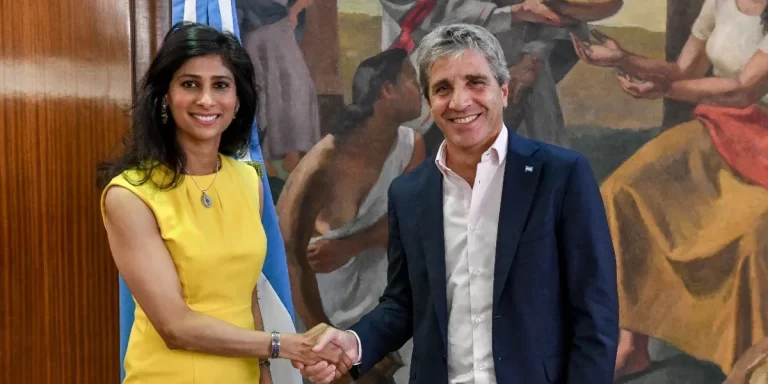 El FMI se reunió con Caputo e informó que hubo “muy buenos avances” en el acuerdo