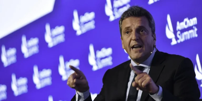 Massa bancó a Kicillof y le pegó a Milei por “sacar rédito político” del homicidio de Kim Gómez