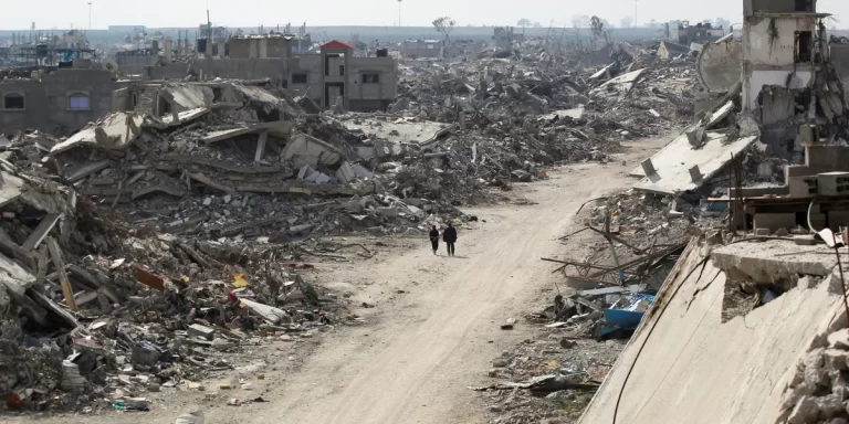 Israel suspendió el ingreso de ayuda humanitaria a Gaza luego de que Hamas rechazara la extensión del alto al fuego