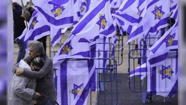 Israel suspende la ayuda humanitaria a Gaza tras la finalización de tregua