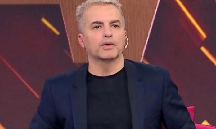 2476196