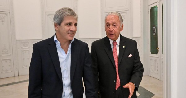 Las consultoras alertan por la suba de alimentos y se habla de cobertura ante una eventual devaluación