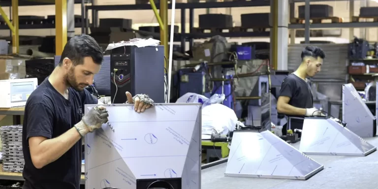Preocupante: una de cada cuatro empresas industriales anticipa que despedirá personal en los próximos días