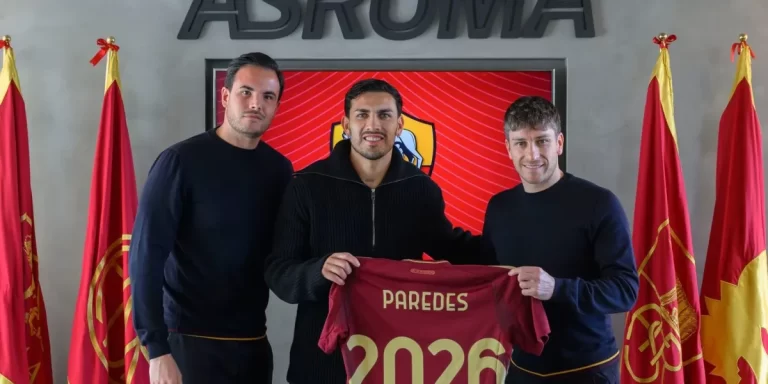 A pesar de haber renovado su contrato con la Roma, Leandro Paredes podría volver a Boca