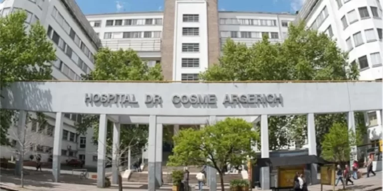 La Ciudad de Buenos Aires cobrará la atención médica en instituciones públicas a los extranjeros