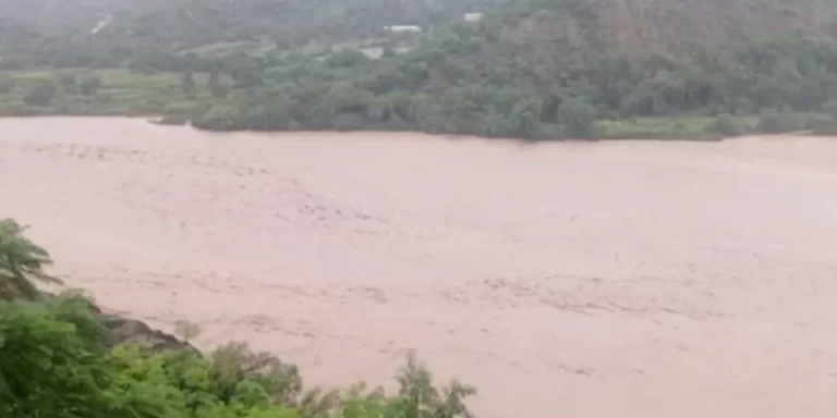 Creció el Río pilcomayo y hay 300 familias aisladas en Salta: el pico maximo será este domingo