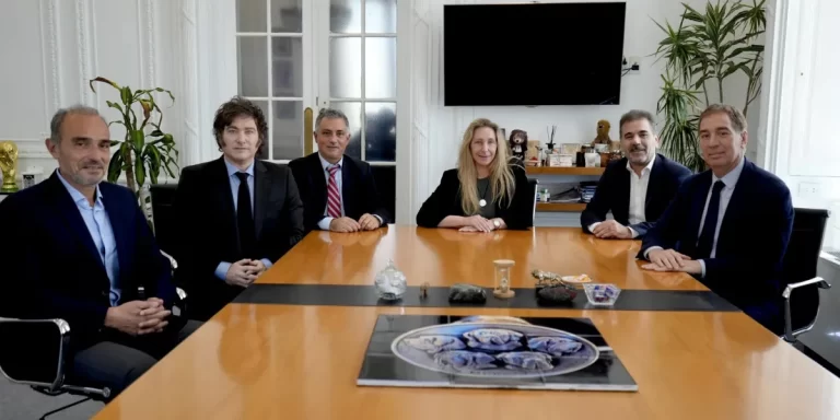 Milei se reunió con Santilli y Ritondo y dieron el primer paso para ir juntos en la Provincia de Buenos Aires