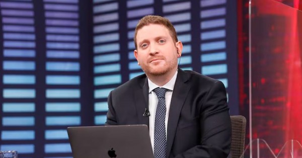 Santiago mandó a medir a Sturzenegger, Pettovello y Jony Viale para la Ciudad