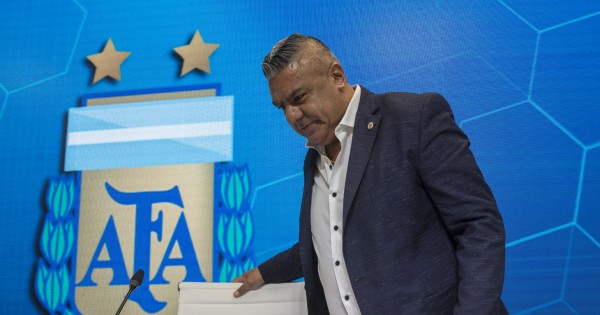 La pelea por la televisación del Ascenso detrás de la polémica por las entradas del clásico contra Brasil