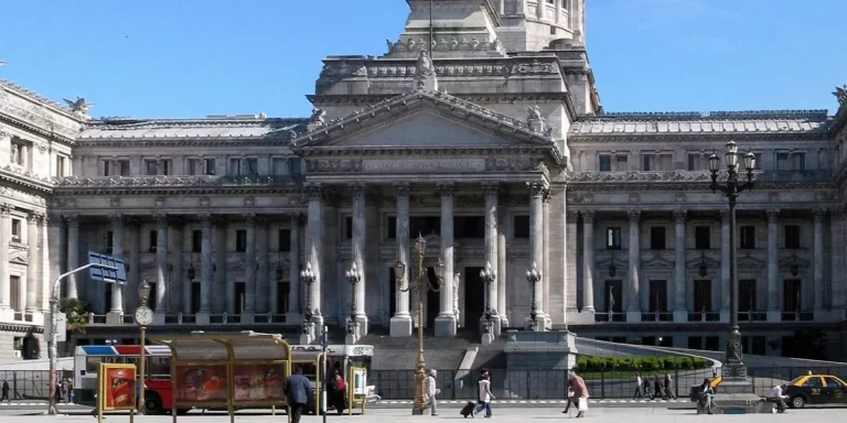 Diputados: el oficialismo busca dejar firme el Decreto del acuerdo con el FMI