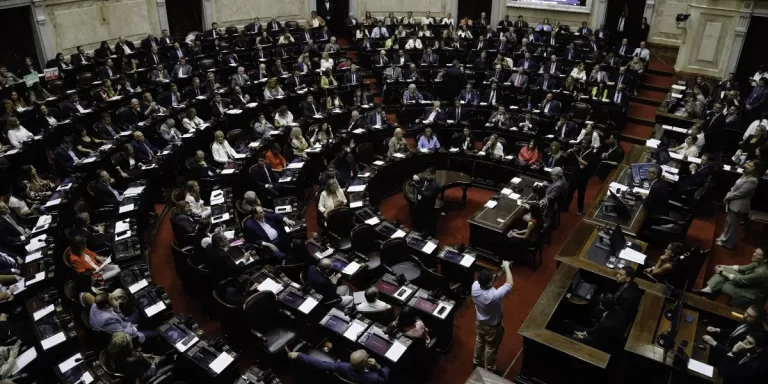 La Cámara de Diputados aprobó el DNU de Milei para firmar un nuevo acuerdo con el FMI