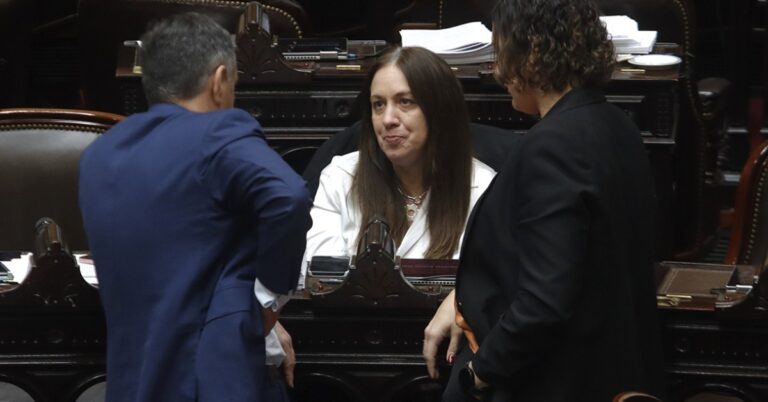 Demoledor informe de Macri por la parálisis de la obra pública, la caída de la actividad y el ajuste de Milei