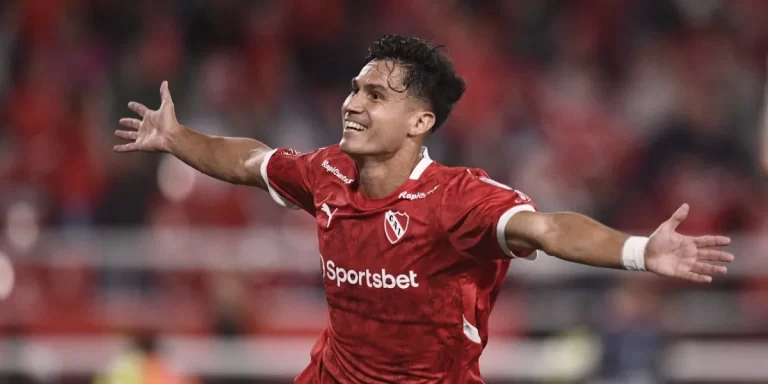 Con un doblete de Pablo Galdames, Independiente venció a Boston River por la Copa Sudamericana
