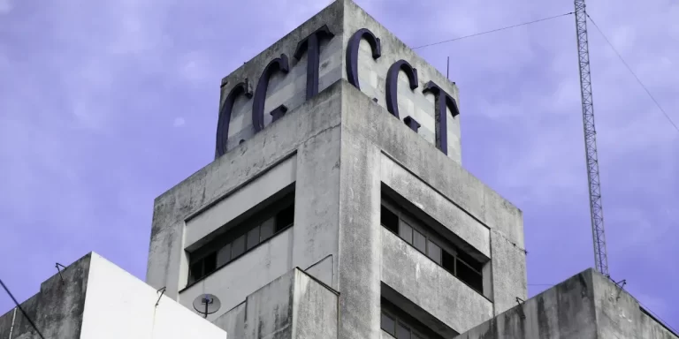 La CGT afirmó que el paro “está siendo importante” porque “hay una reacción de descontento”
